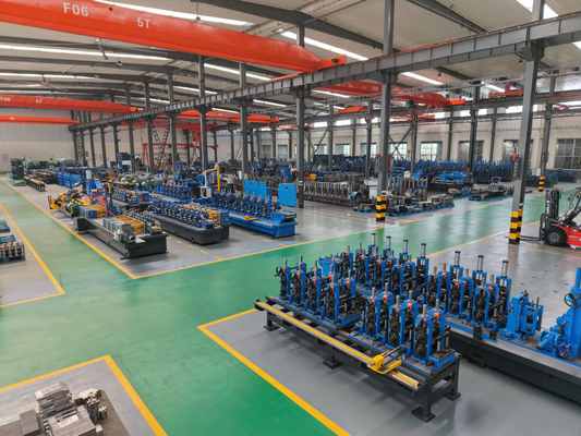 Высокоскоростная пробка формируя машину для точности продукции трубы API высокой